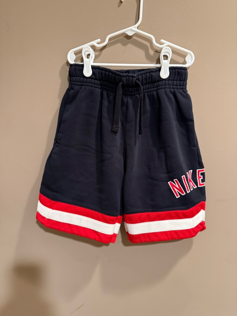 Boys Nike Air brand black drawstring shorts  in excellent condition, size medium
